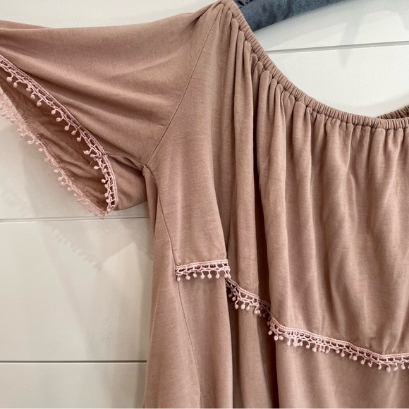 Off the Shoulder Boho Top (M) - Picture 2 of 8